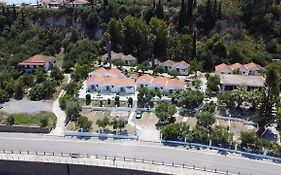 Artaki R Apartments